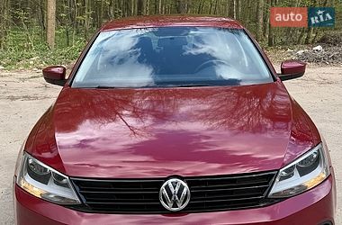Седан Volkswagen Jetta 2016 в Львове