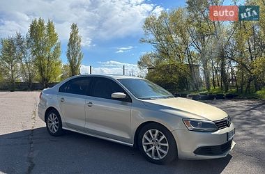 Седан Volkswagen Jetta 2011 в Кременчуці