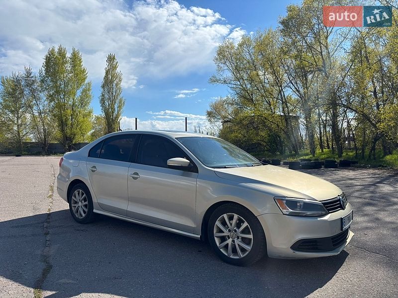 Volkswagen Jetta 2011