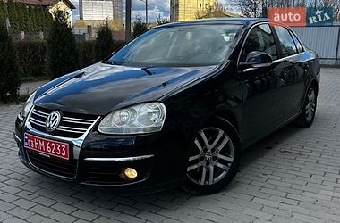 Седан Volkswagen Jetta 2008 в Кременце