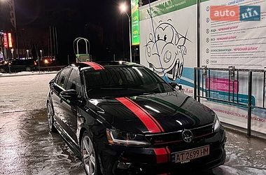Седан Volkswagen Jetta 2017 в Івано-Франківську