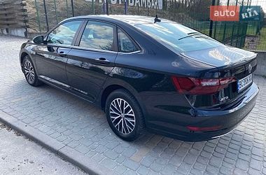 Седан Volkswagen Jetta 2021 в Львові