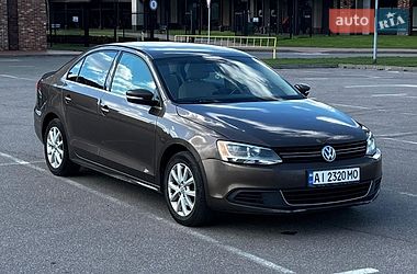 Седан Volkswagen Jetta 2014 в Києві