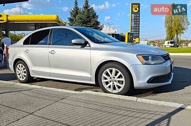 Седан Volkswagen Jetta 2012 в Києві