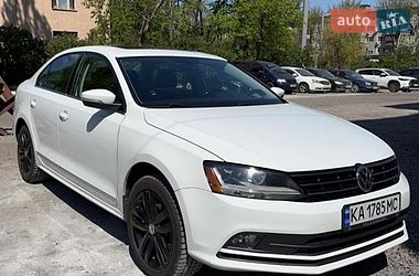Седан Volkswagen Jetta 2017 в Киеве