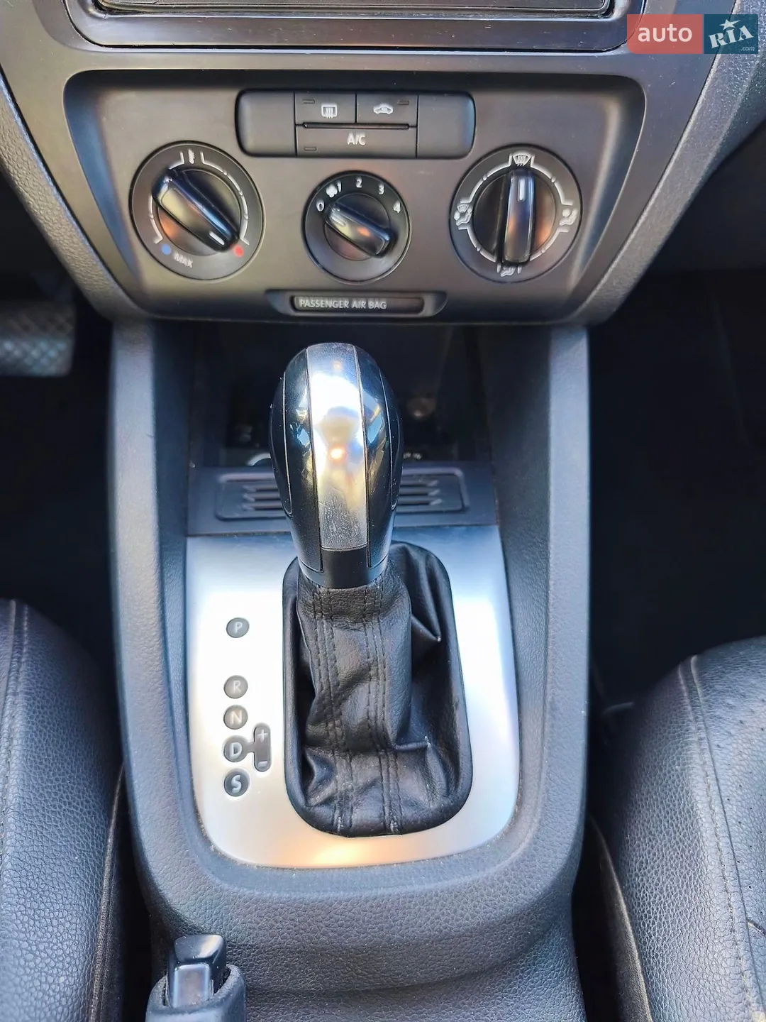 2014 Volkswagen Jetta - мініатюра 34