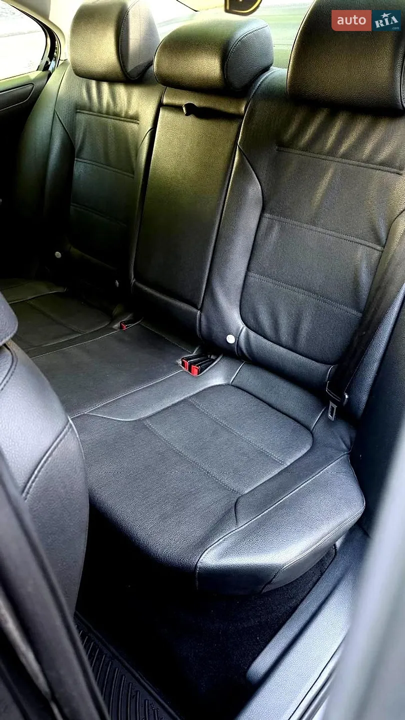 2011 Volkswagen Jetta - мініатюра 23
