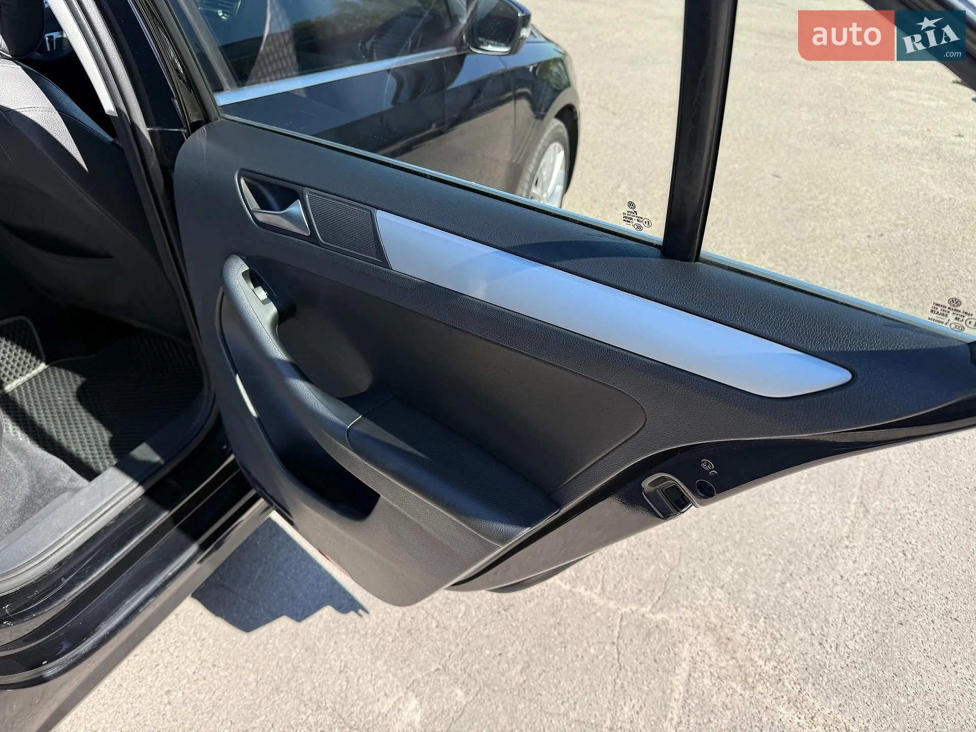 2011 Volkswagen Jetta - мініатюра 15