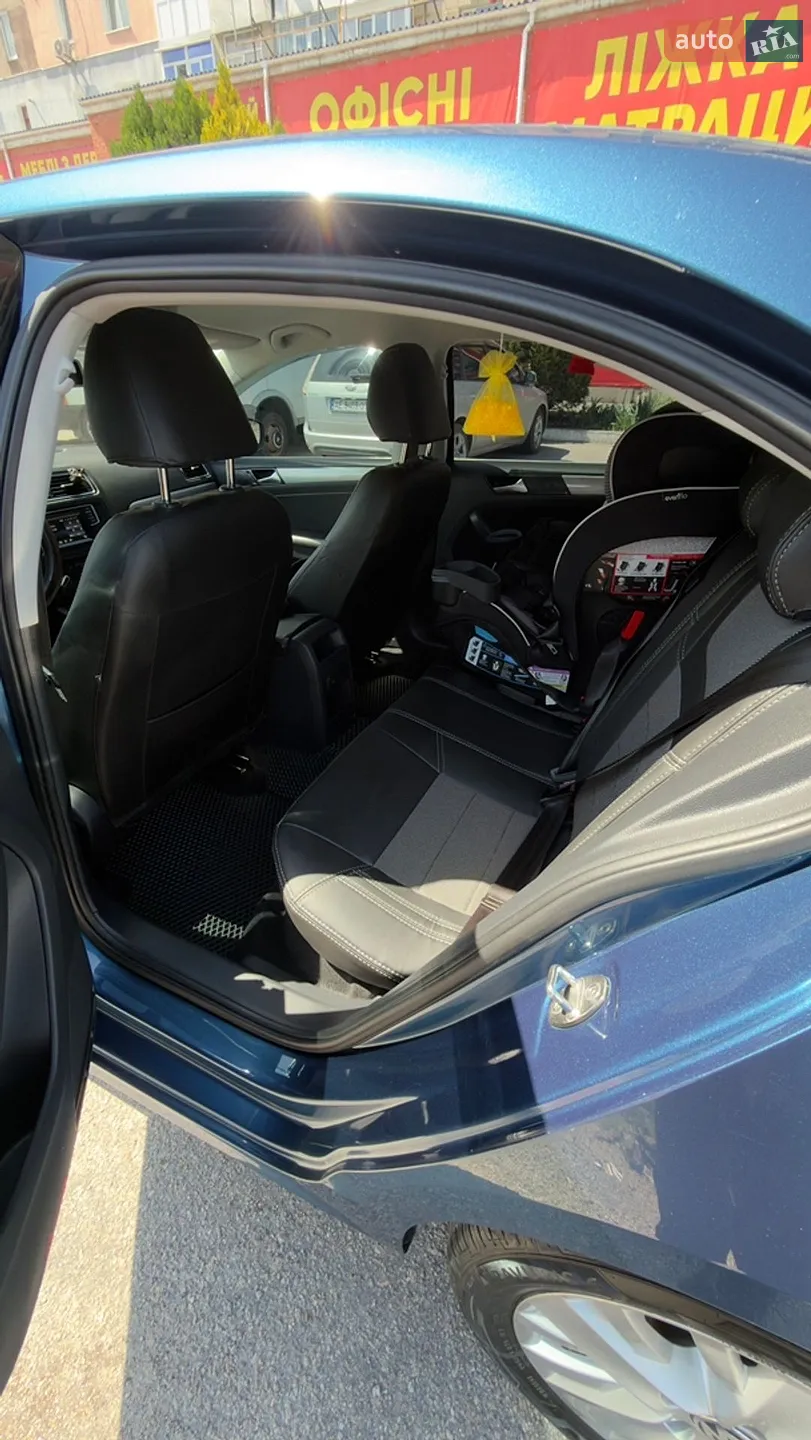 2017 Volkswagen Jetta - мініатюра 32