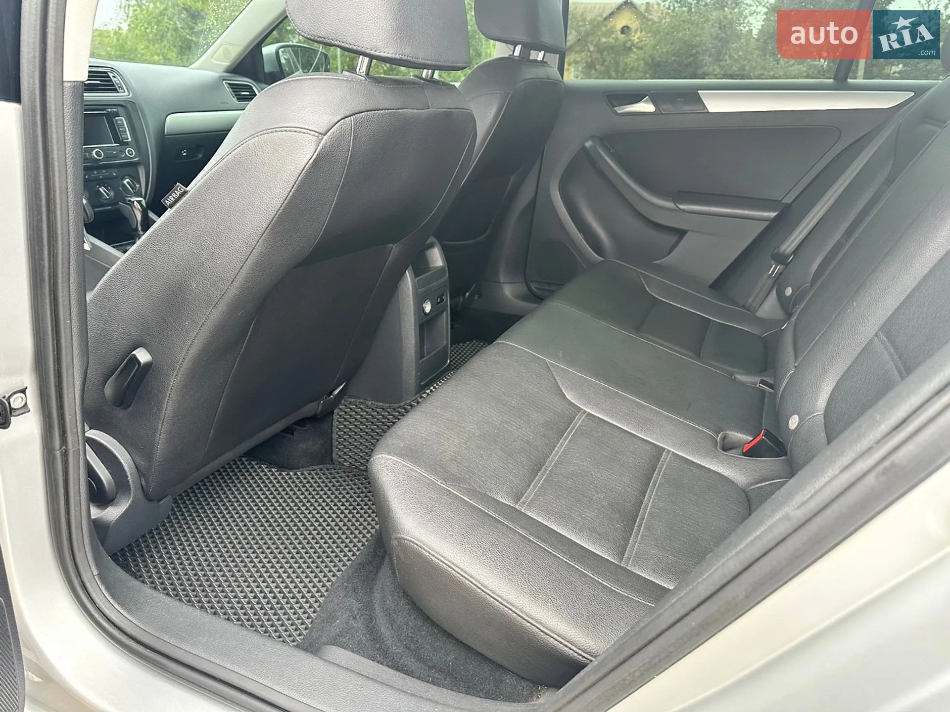 2011 Volkswagen Jetta - мініатюра 17