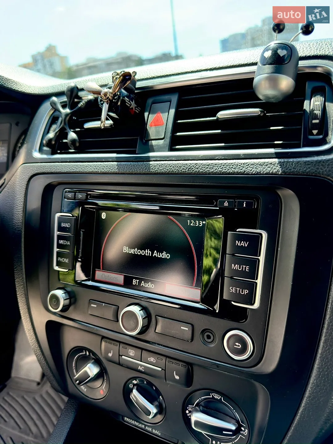 2010 Volkswagen Jetta - мініатюра 26