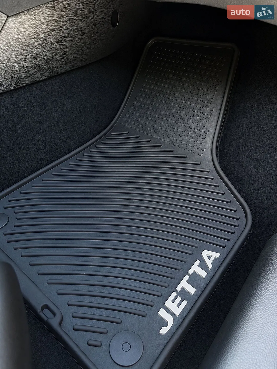 2010 Volkswagen Jetta - мініатюра 30