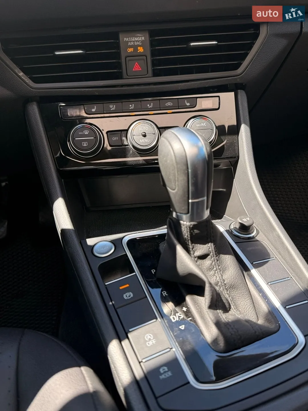 2019 Volkswagen Jetta - мініатюра 41