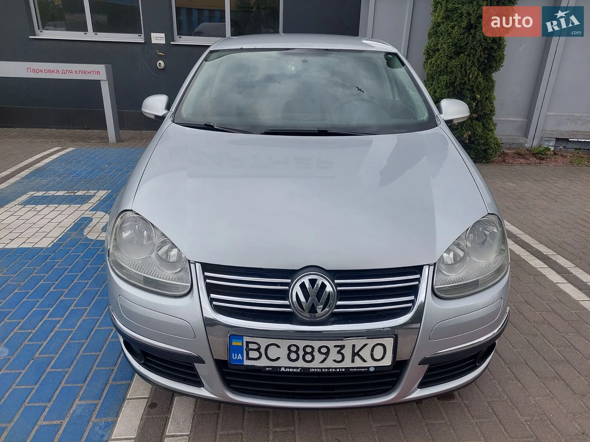2010 Volkswagen Jetta - мініатюра 3