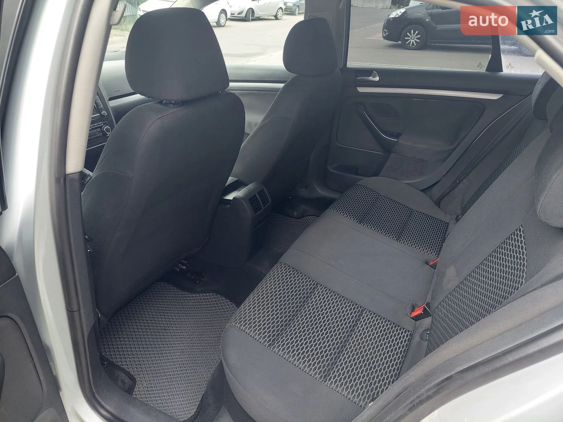 2010 Volkswagen Jetta - мініатюра 16