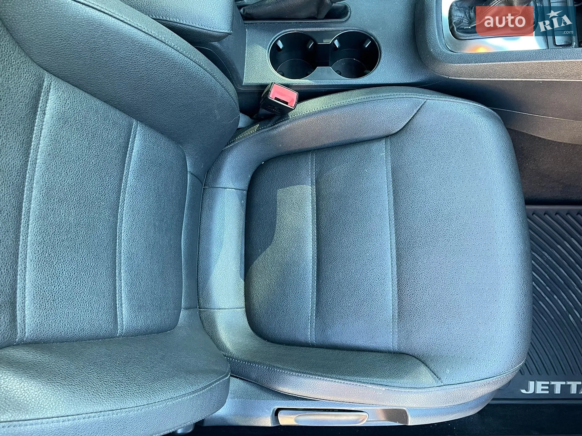2011 Volkswagen Jetta - мініатюра 11