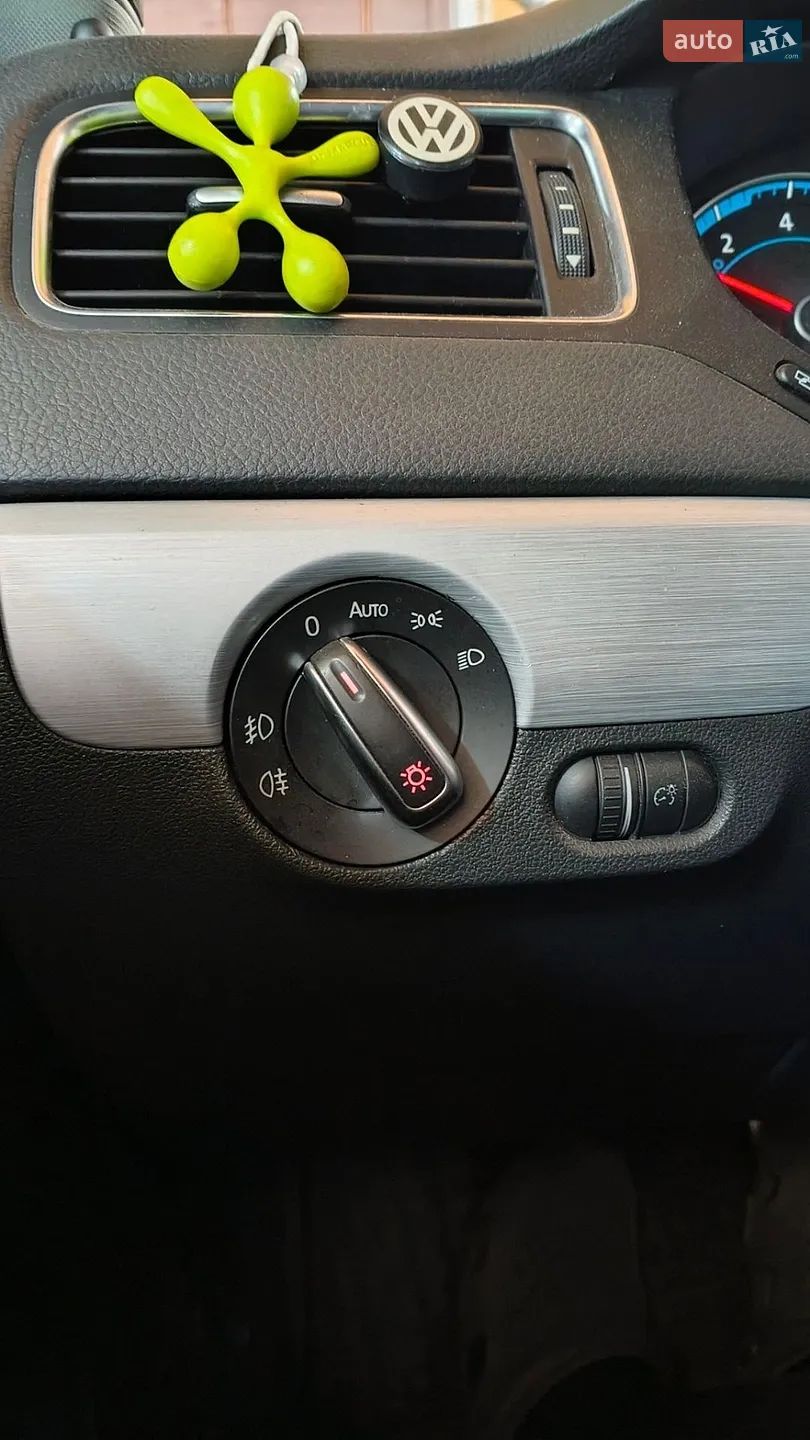 2013 Volkswagen Jetta - мініатюра 11