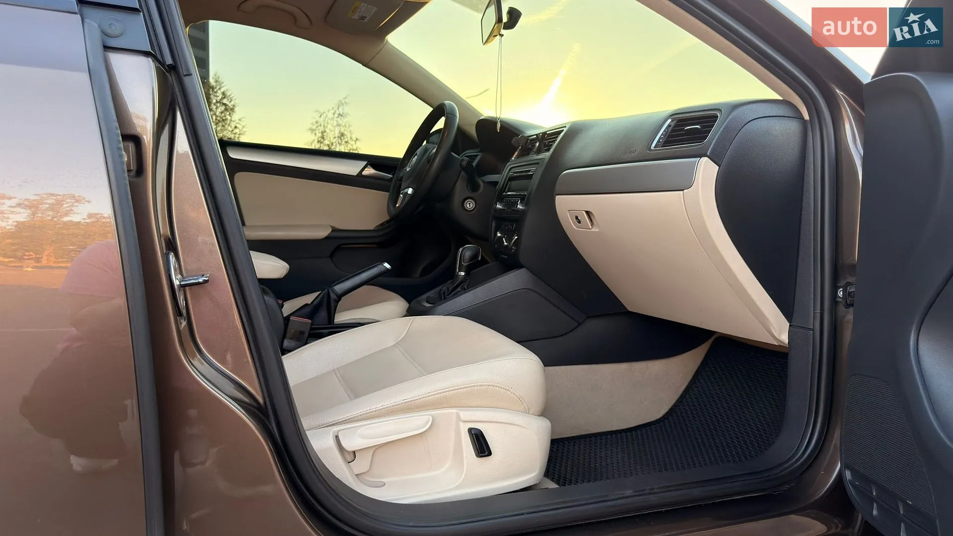 2013 Volkswagen Jetta - мініатюра 21