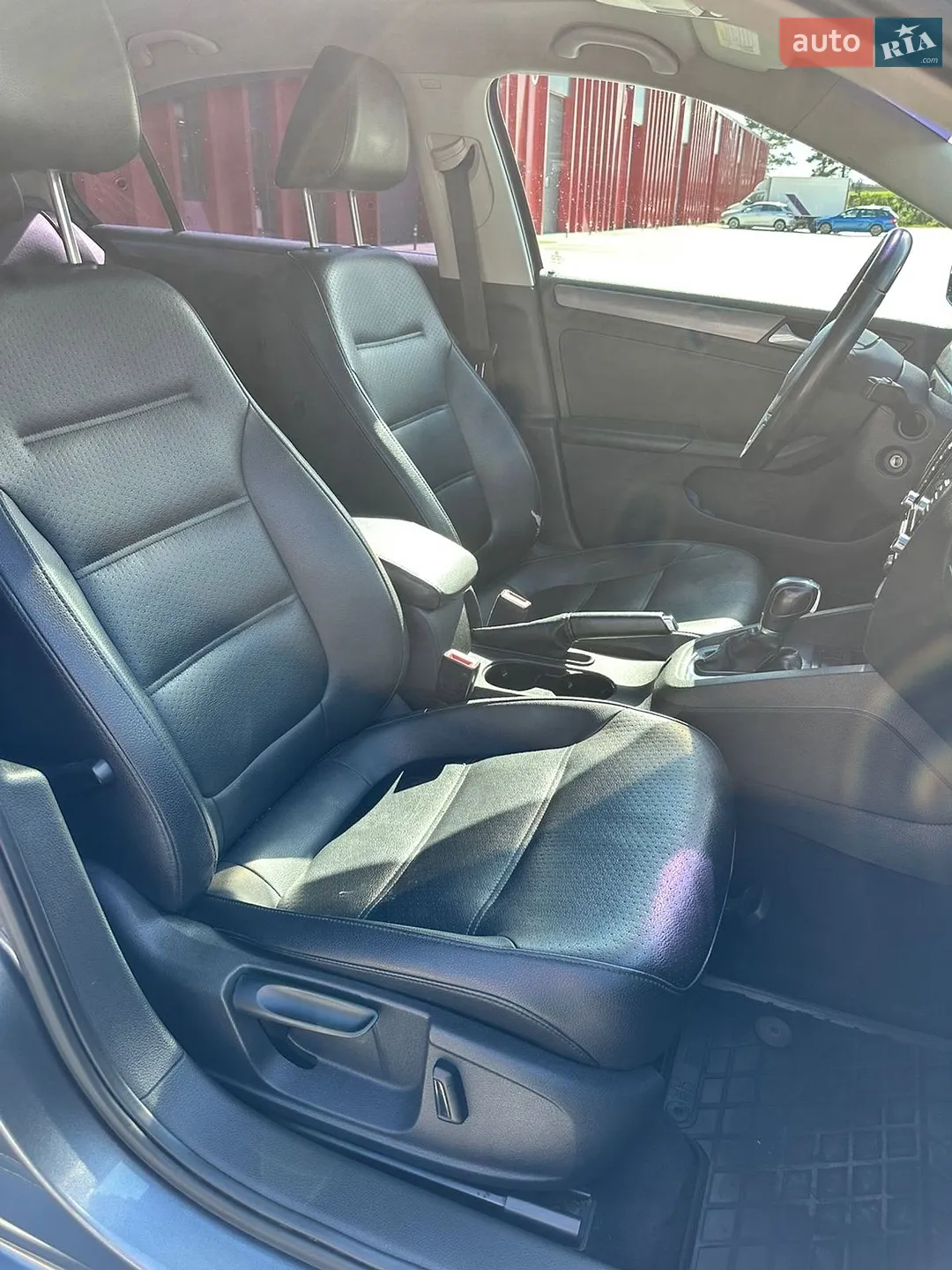 2012 Volkswagen Jetta - мініатюра 29
