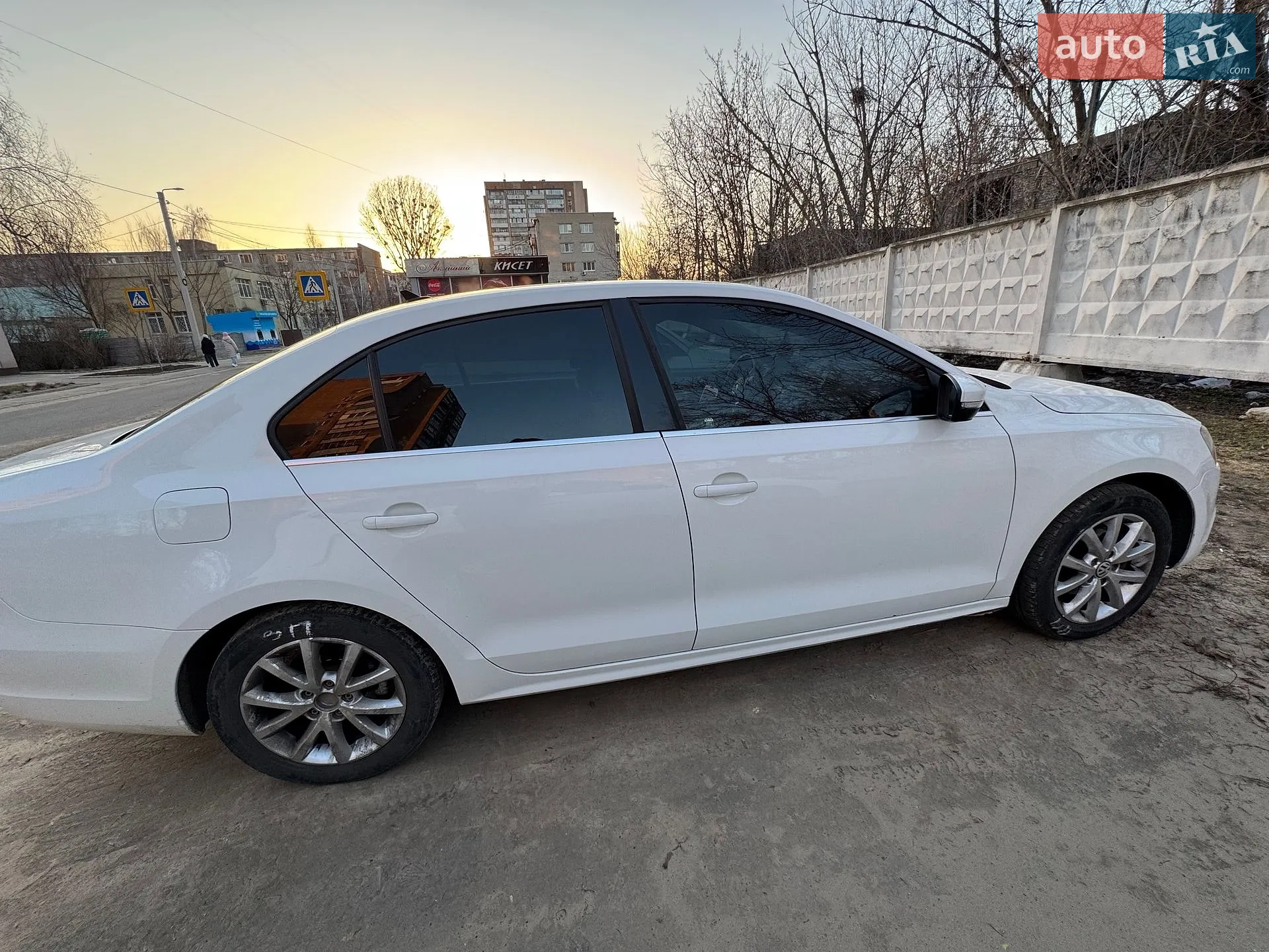2012 Volkswagen Jetta - мініатюра 2