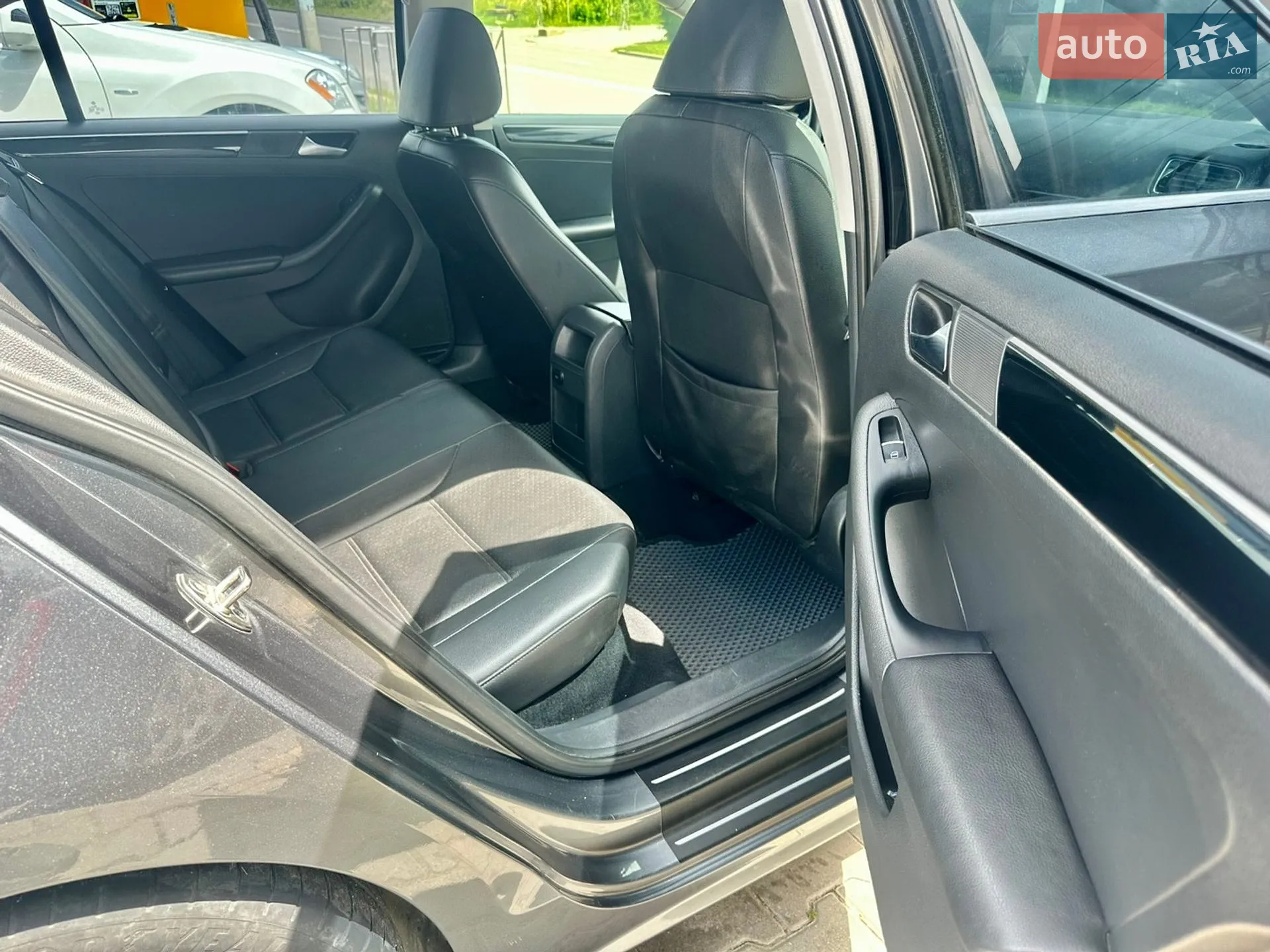 2015 Volkswagen Jetta - мініатюра 25