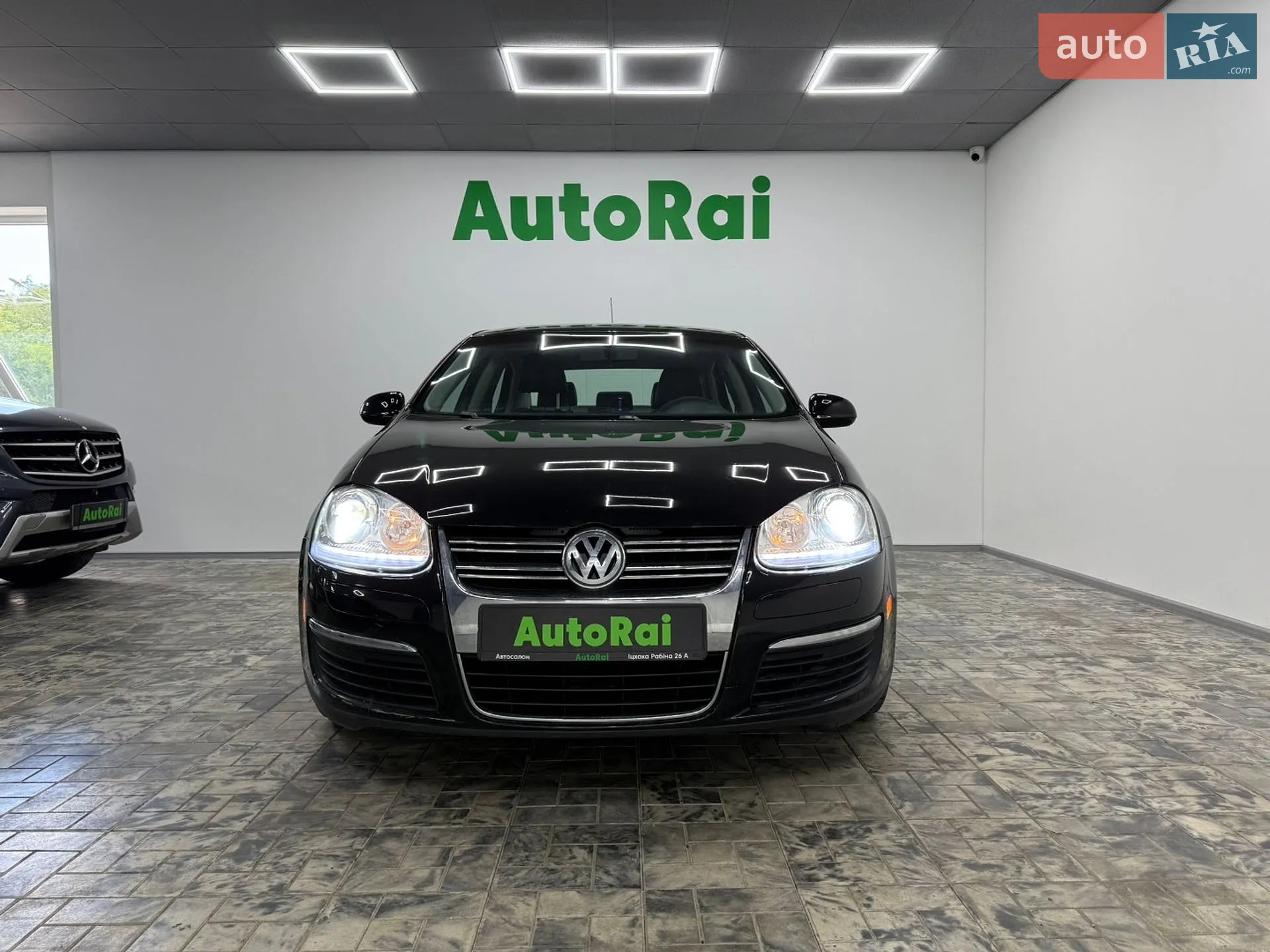 2010 Volkswagen Jetta - мініатюра 2