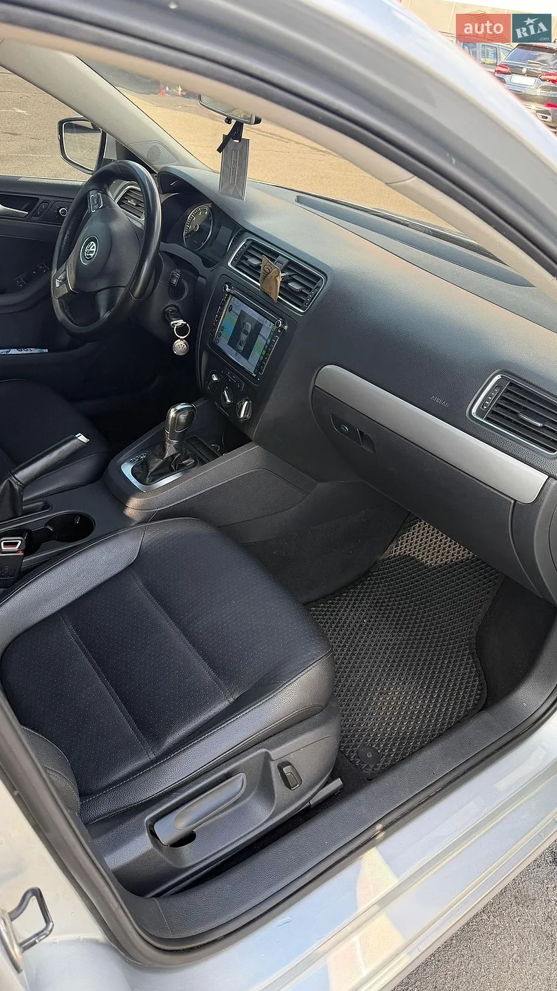 2012 Volkswagen Jetta - мініатюра 13