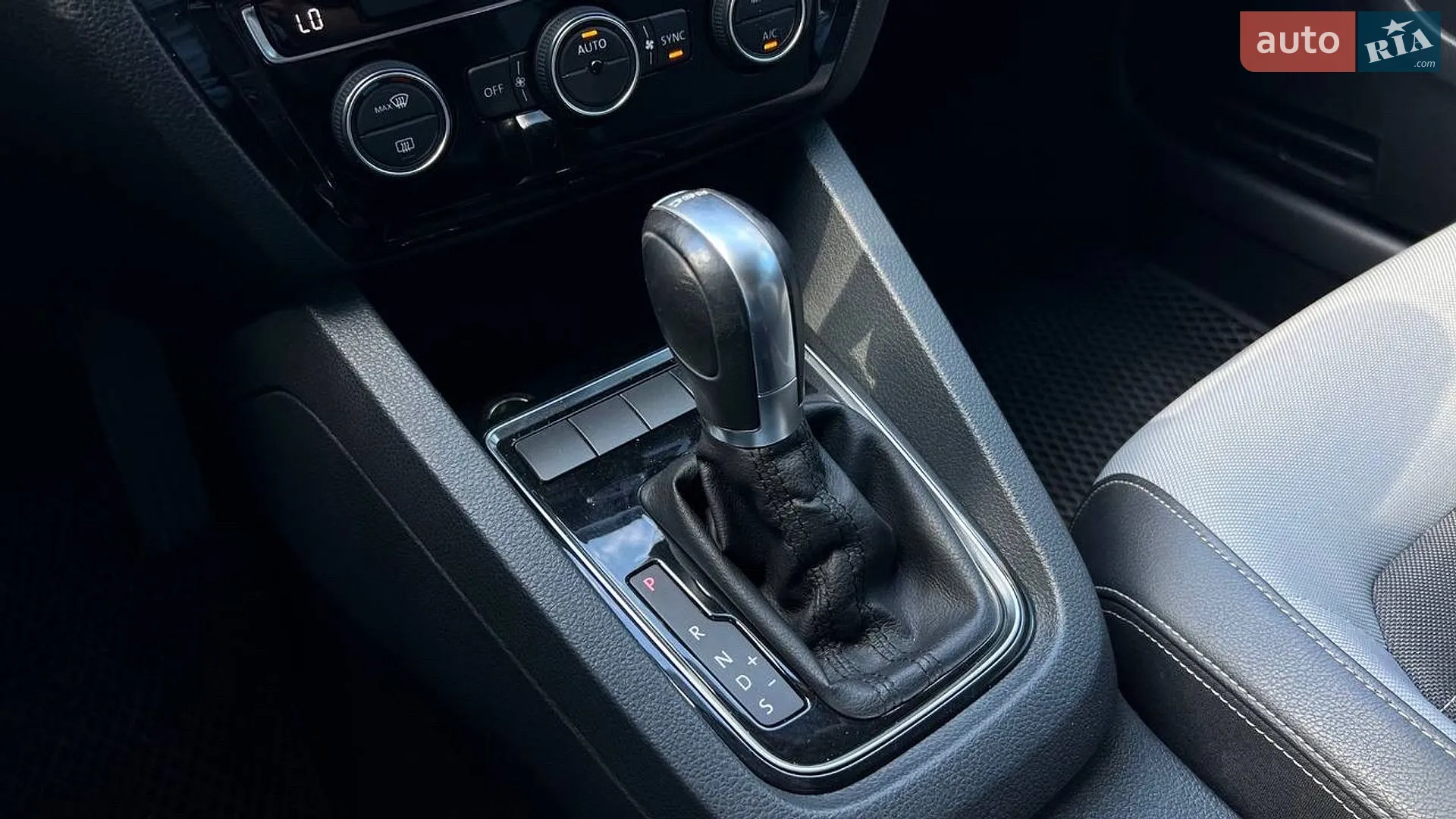 2016 Volkswagen Jetta - мініатюра 14