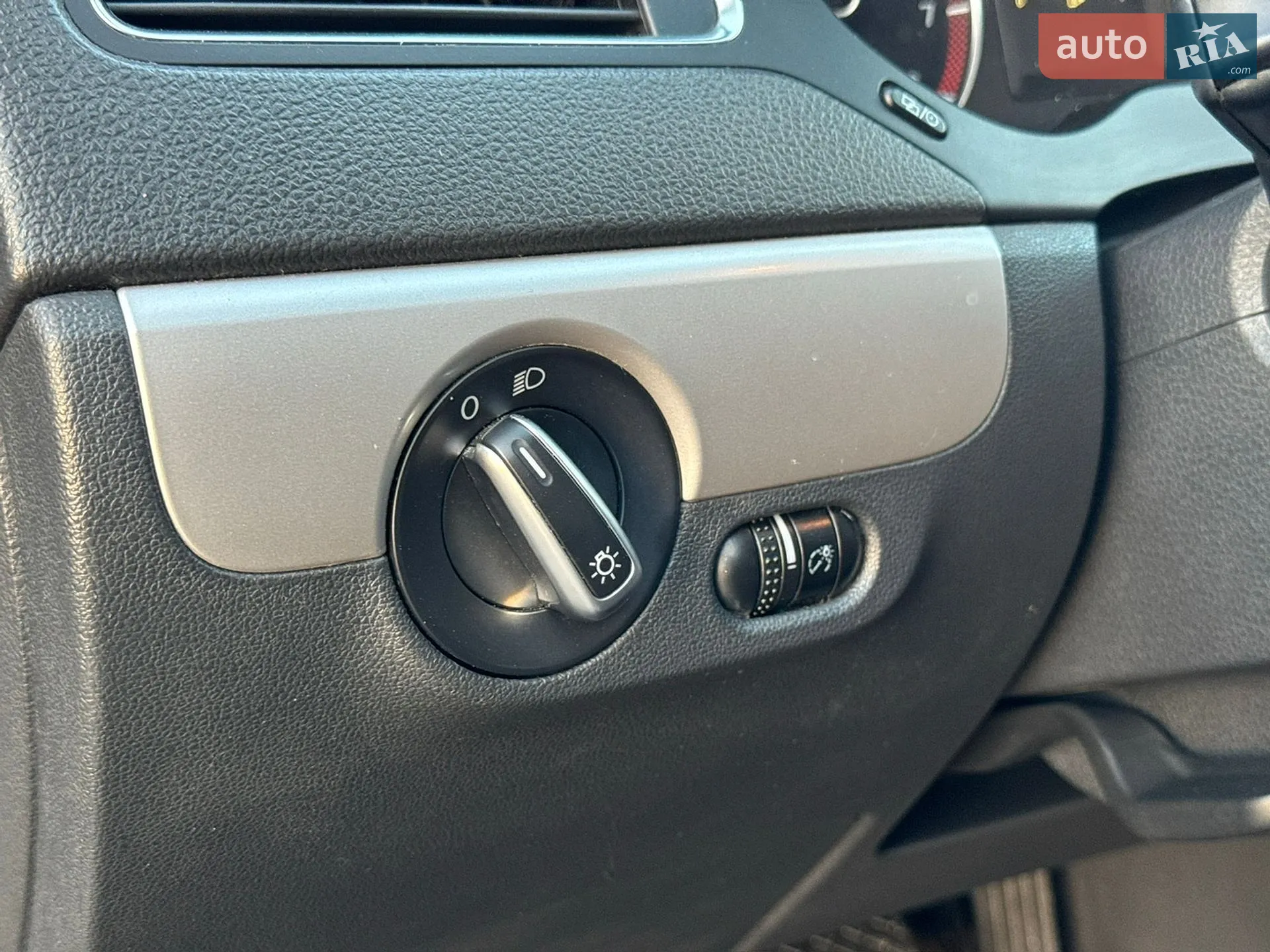 2014 Volkswagen Jetta - мініатюра 25