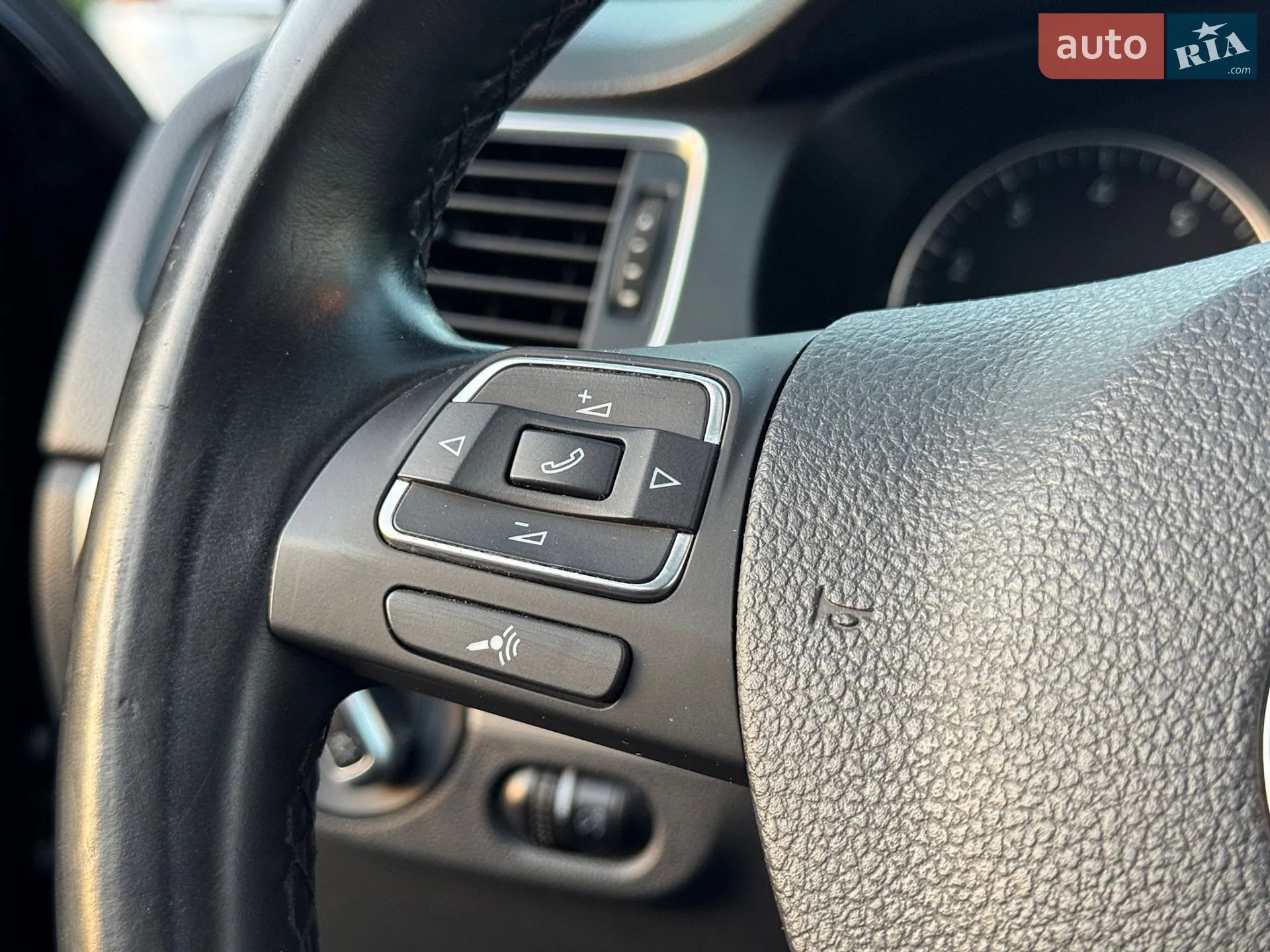 2014 Volkswagen Jetta - мініатюра 44
