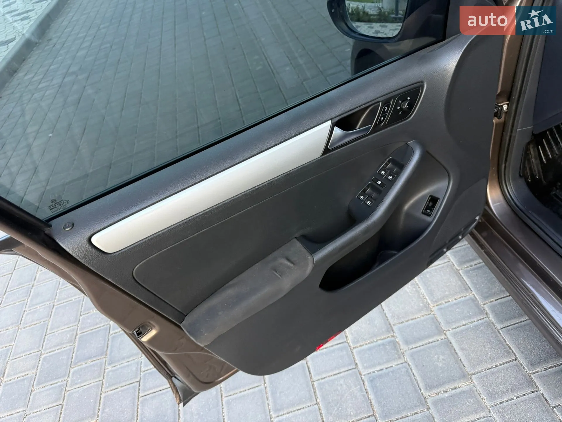 2011 Volkswagen Jetta - мініатюра 40