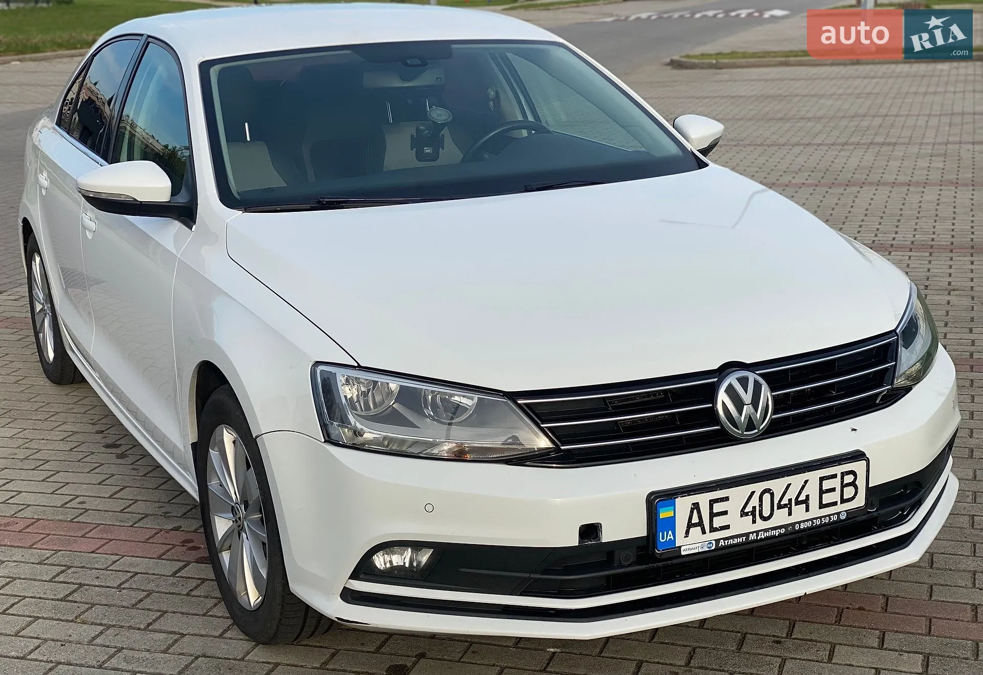 2016 Volkswagen Jetta - фото 1