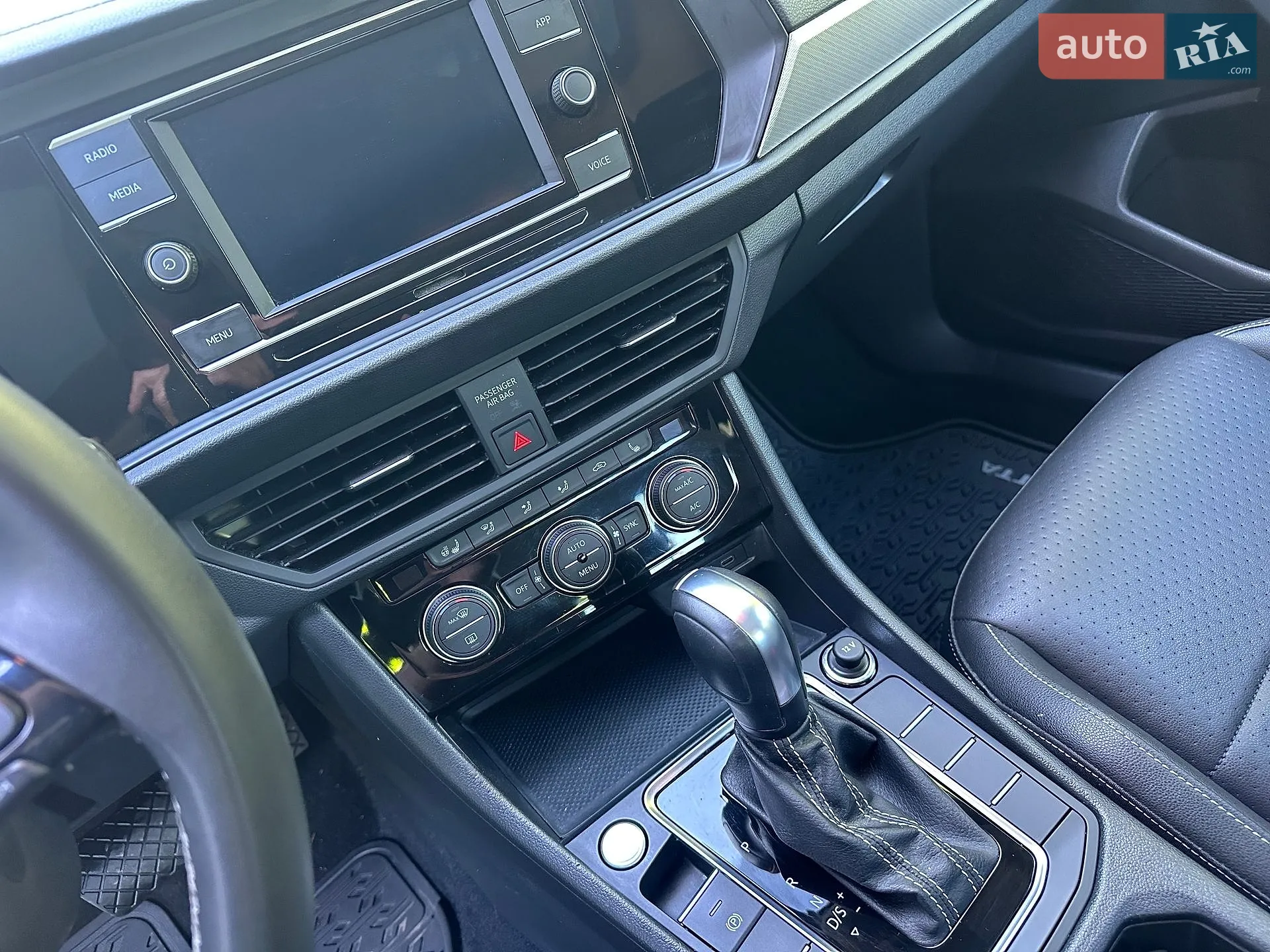 2020 Volkswagen Jetta - мініатюра 25