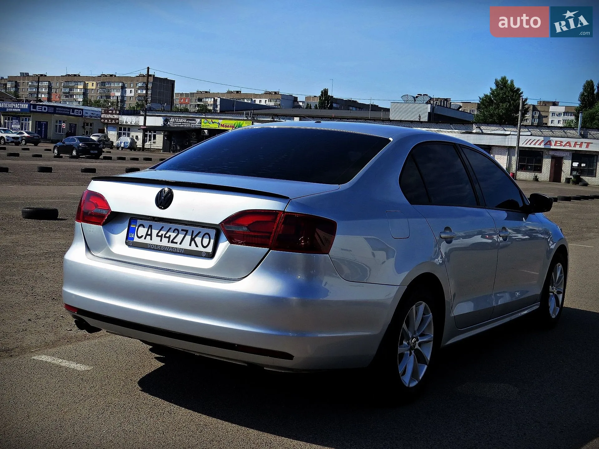 2010 Volkswagen Jetta - мініатюра 3