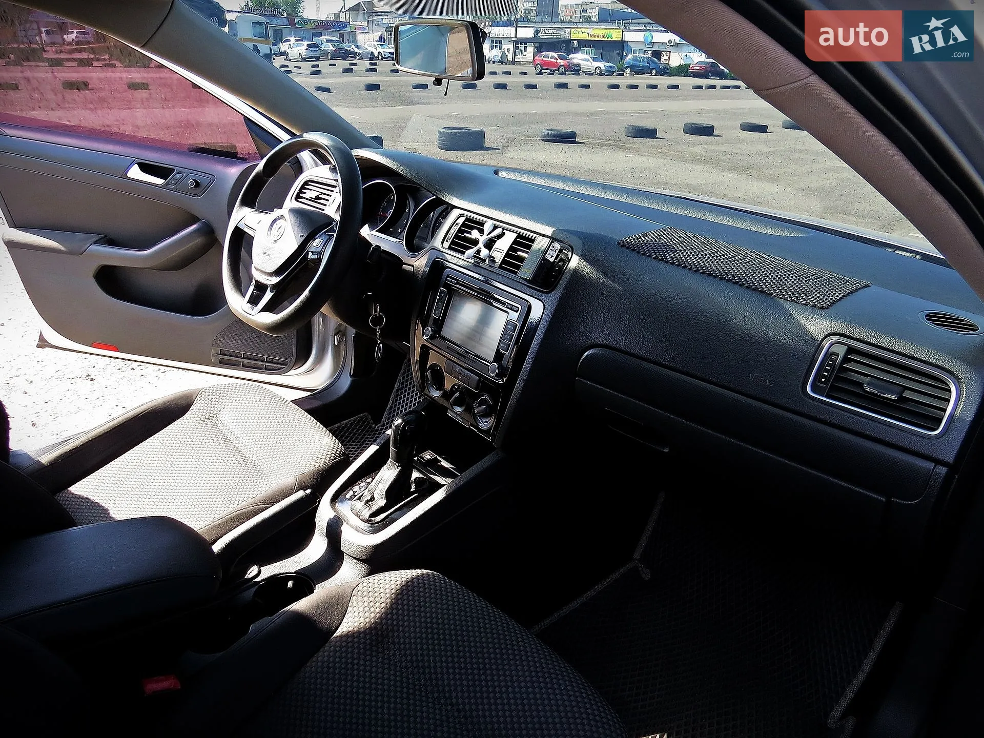 2010 Volkswagen Jetta - мініатюра 16