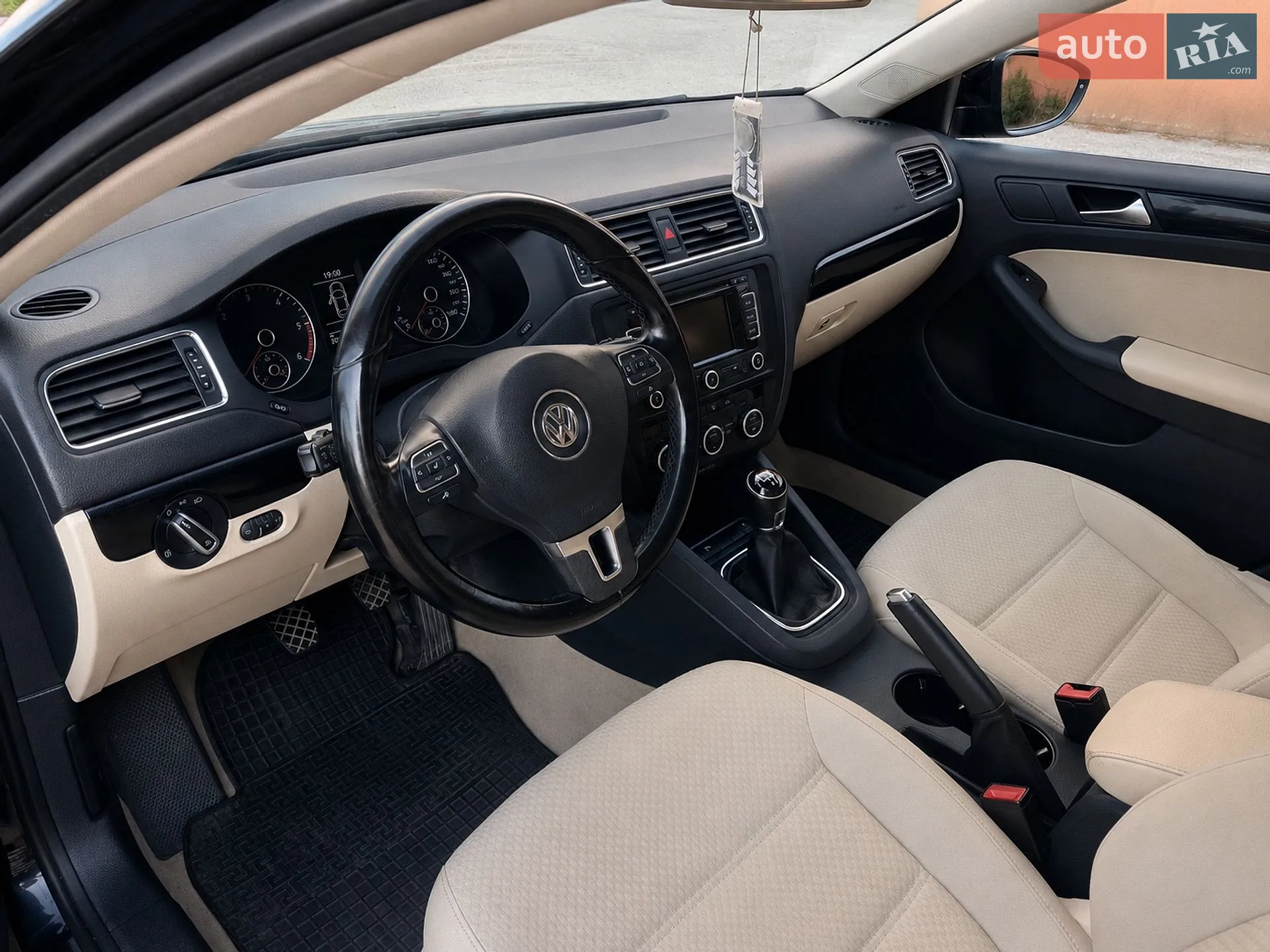 2012 Volkswagen Jetta - мініатюра 3