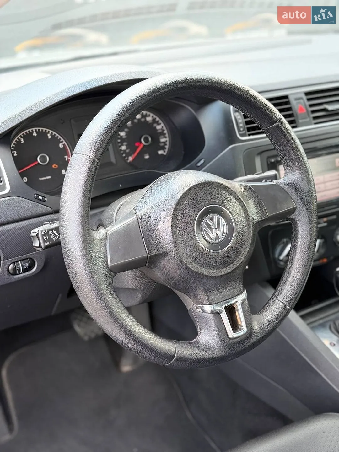 2010 Volkswagen Jetta - мініатюра 12
