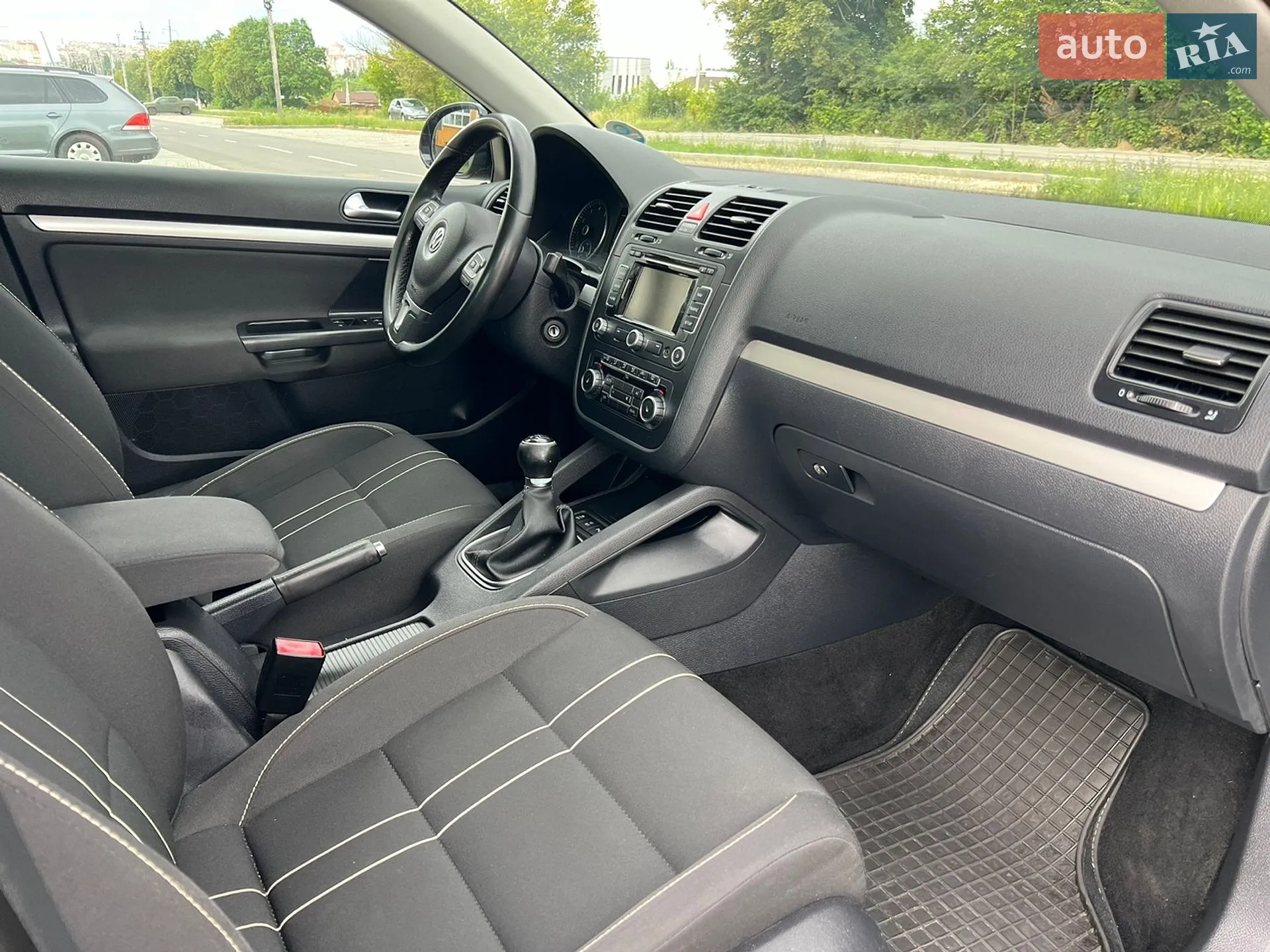 2010 Volkswagen Jetta - мініатюра 18