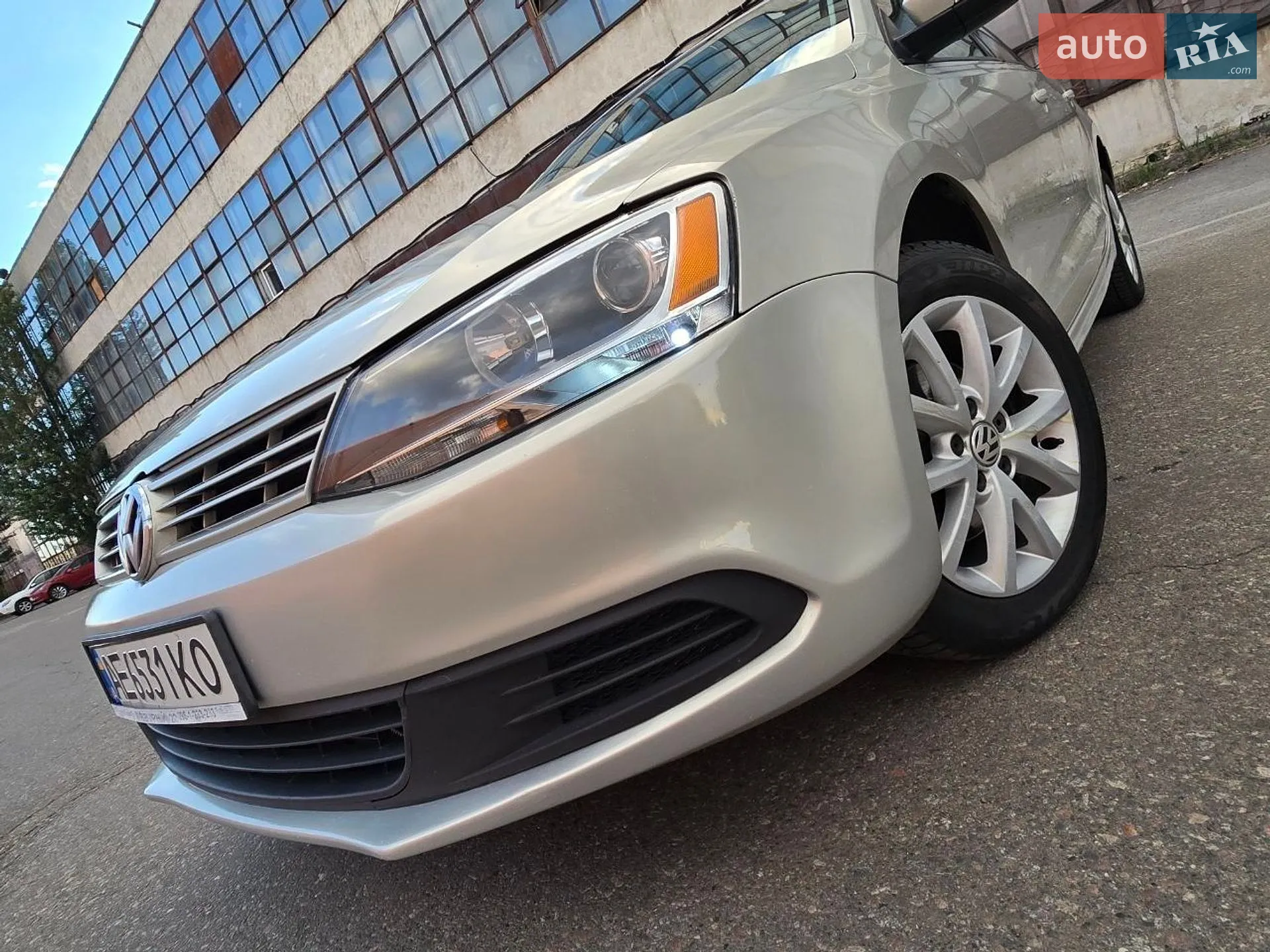 2010 Volkswagen Jetta - мініатюра 2