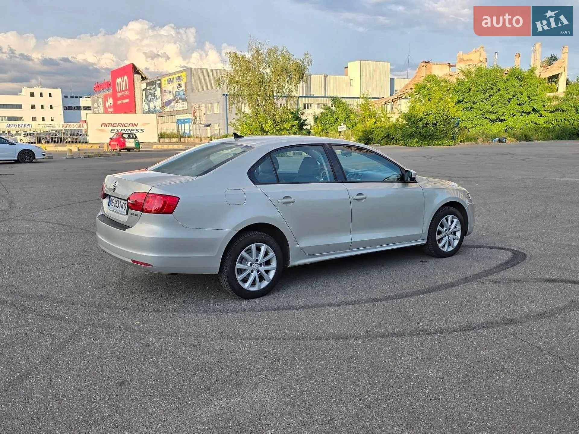 2010 Volkswagen Jetta - мініатюра 8