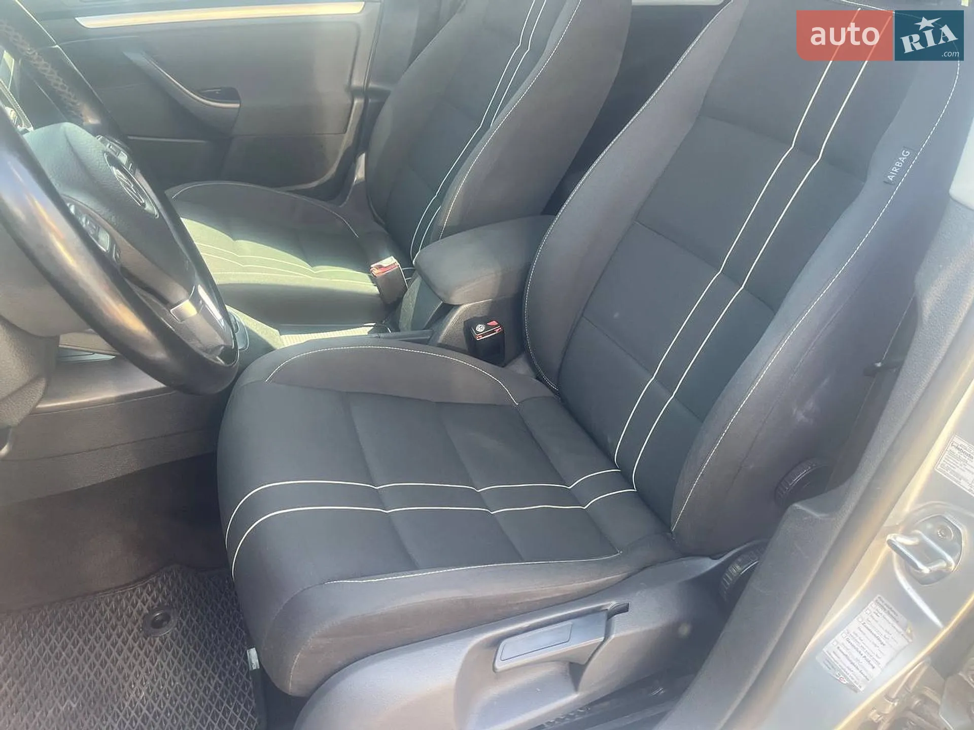 2010 Volkswagen Jetta - мініатюра 12