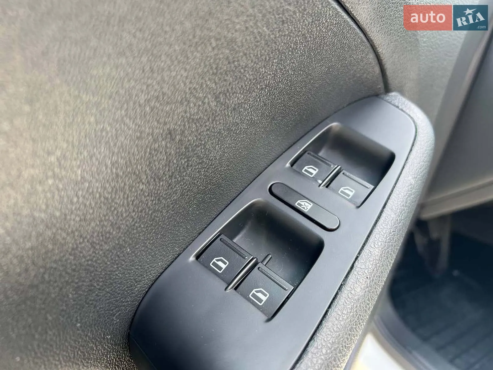 2016 Volkswagen Jetta - мініатюра 27