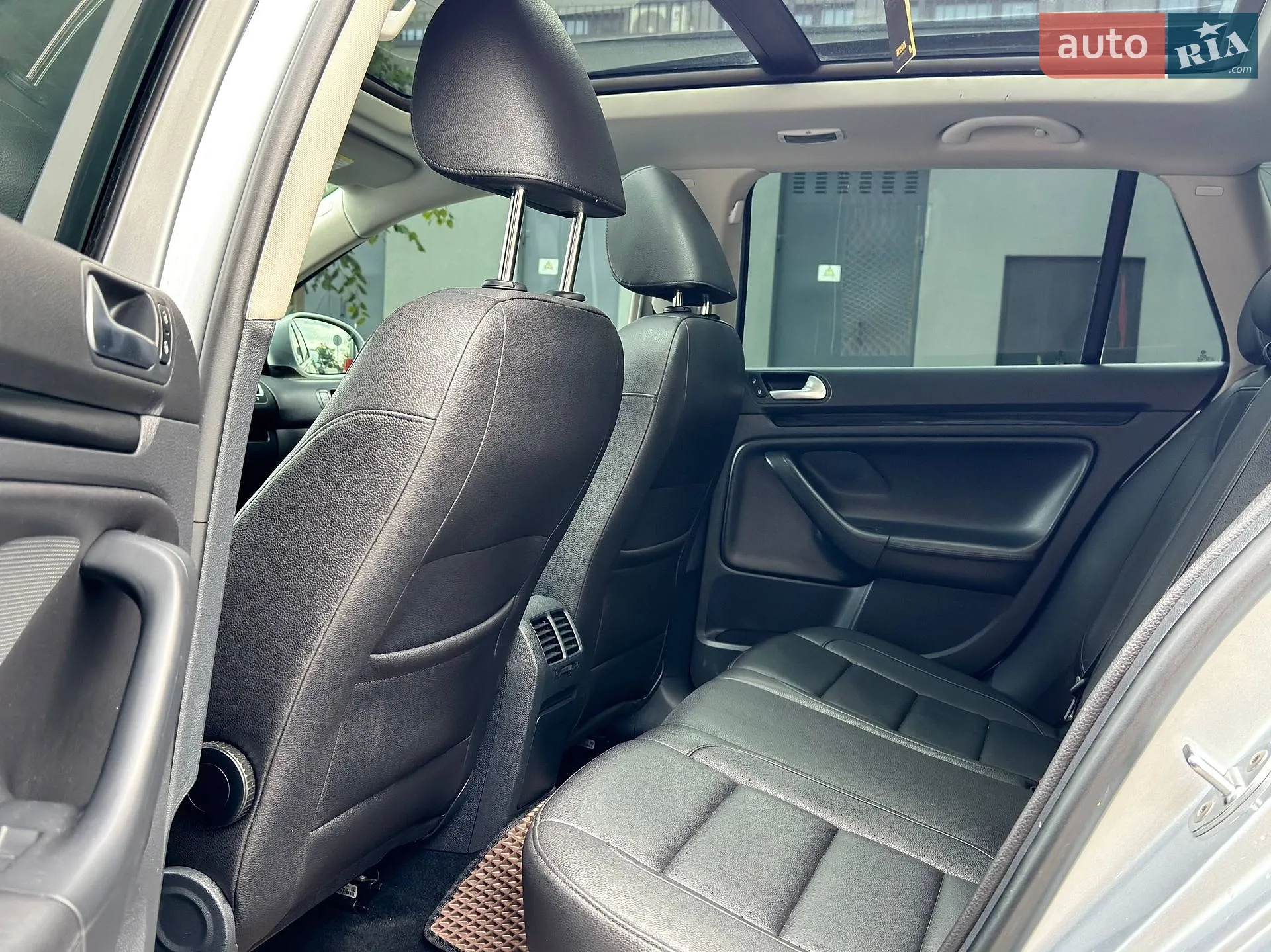 2013 Volkswagen Jetta - мініатюра 17