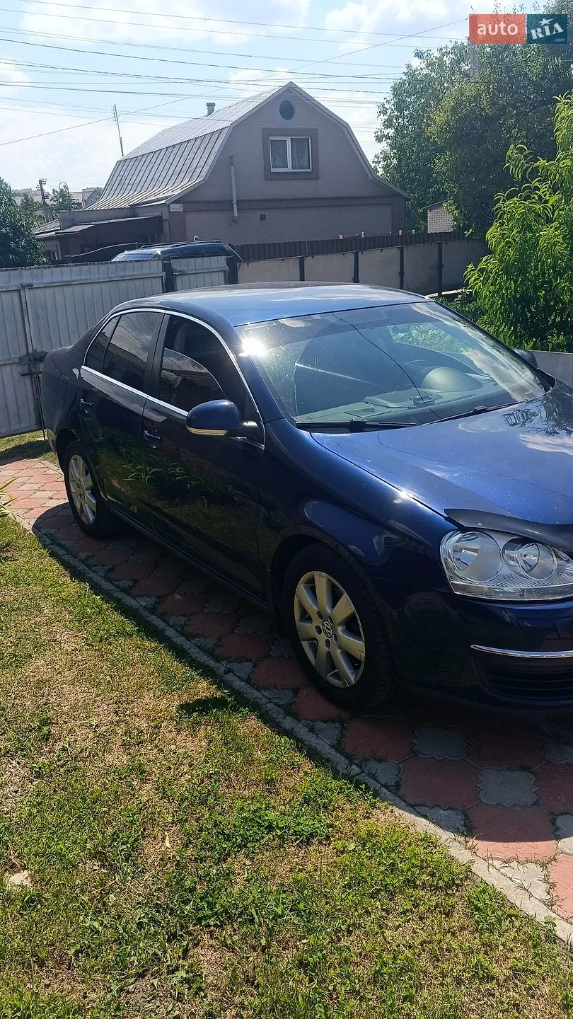 2010 Volkswagen Jetta - мініатюра 2