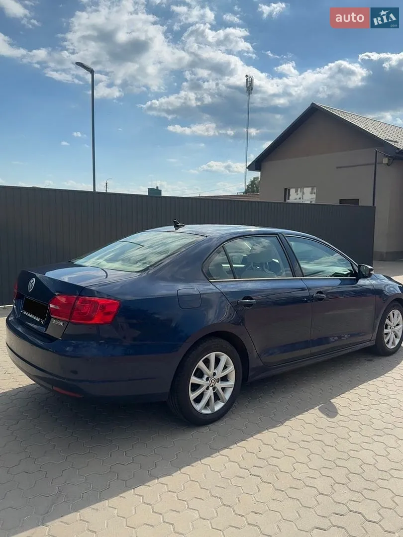 2011 Volkswagen Jetta - мініатюра 4