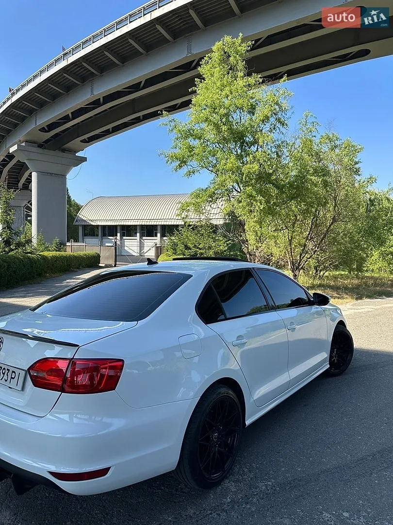 2012 Volkswagen Jetta - мініатюра 8