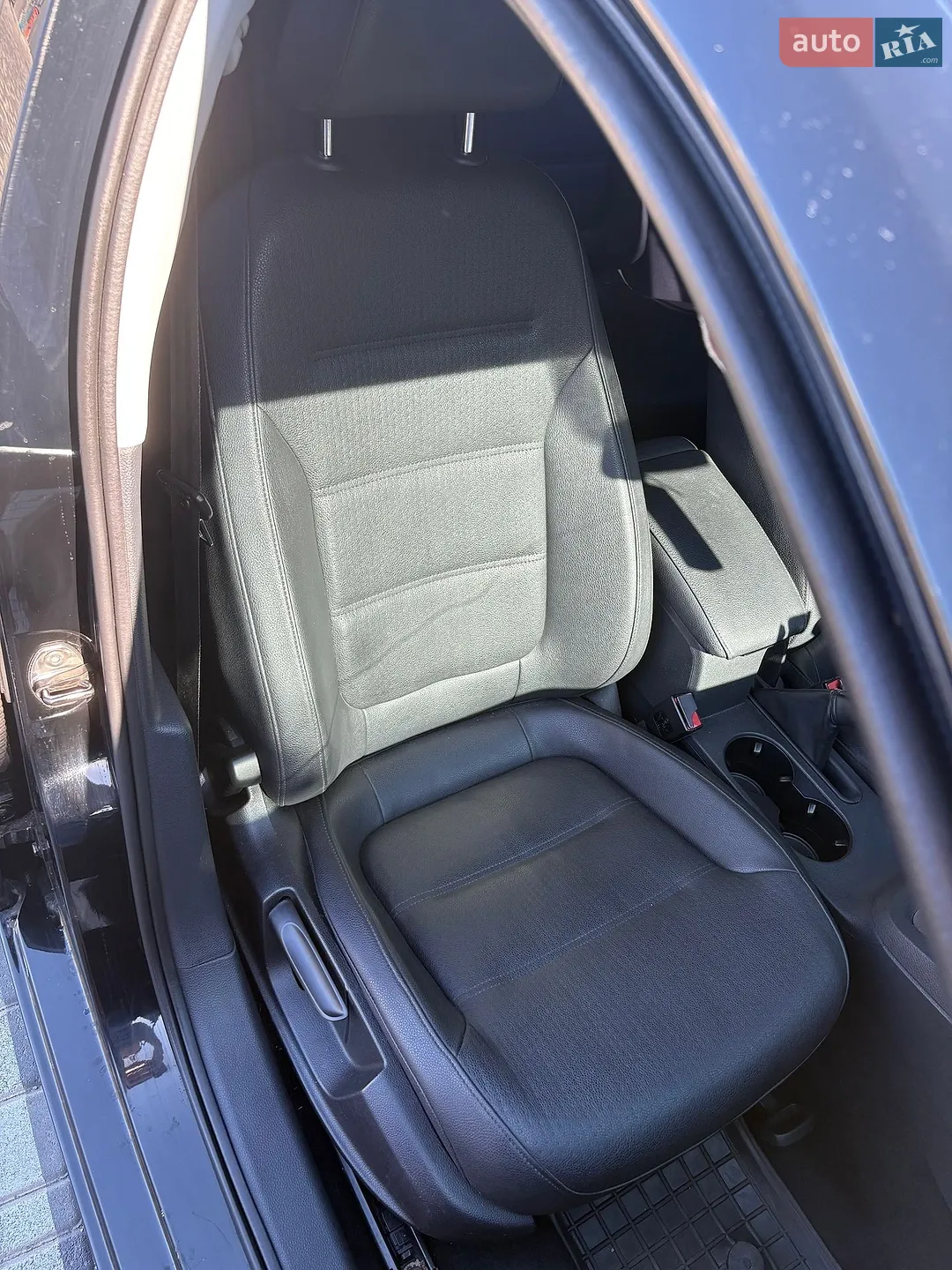 2011 Volkswagen Jetta - мініатюра 19