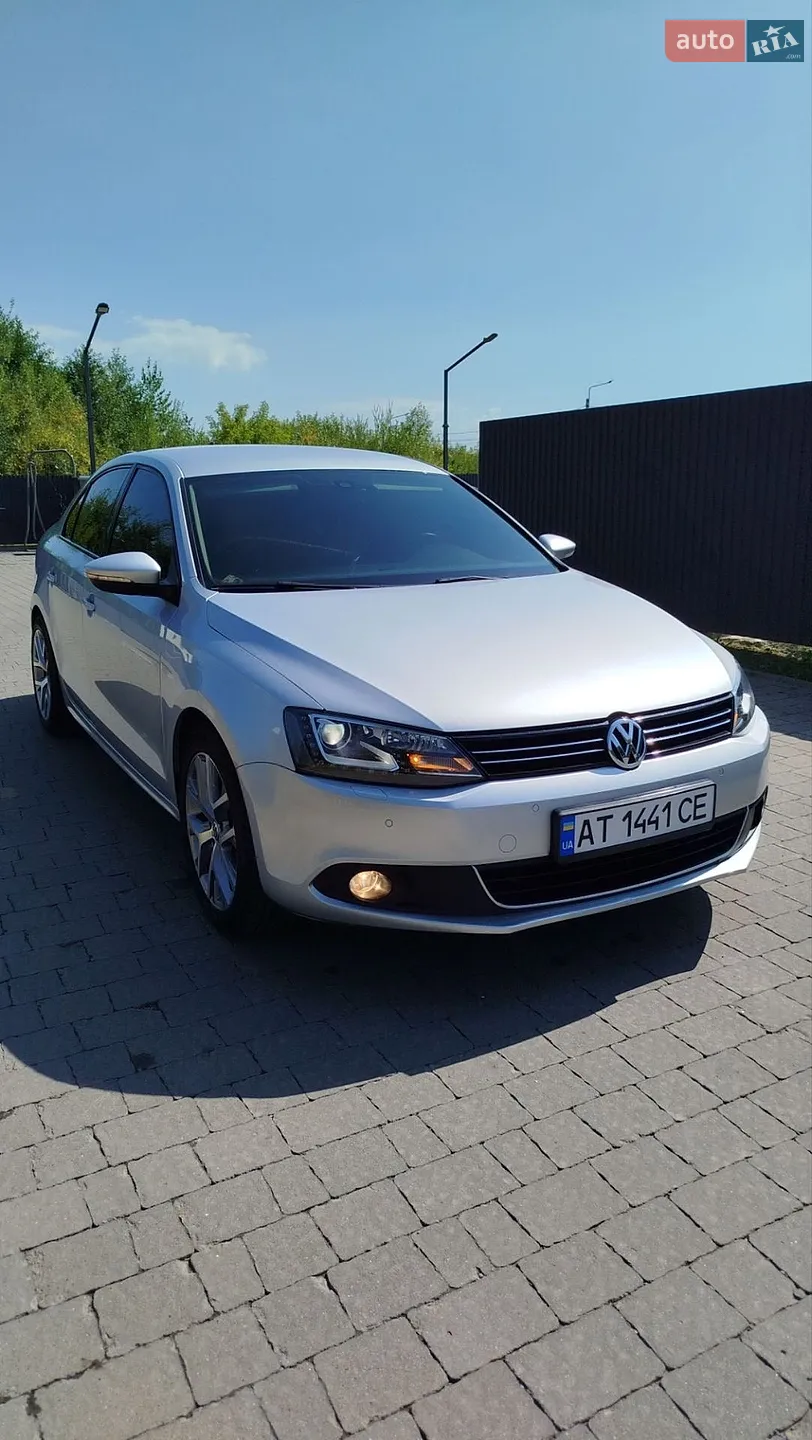 2013 Volkswagen Jetta - фото 1
