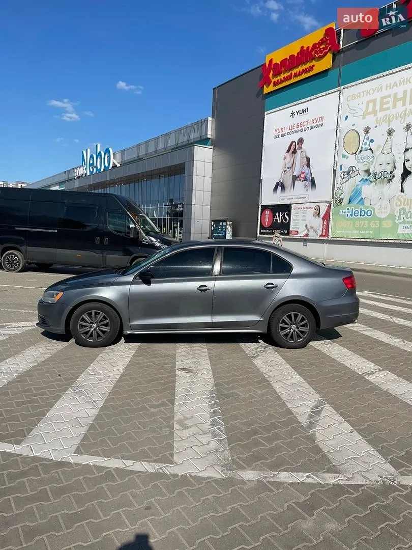 2013 Volkswagen Jetta - фото 1