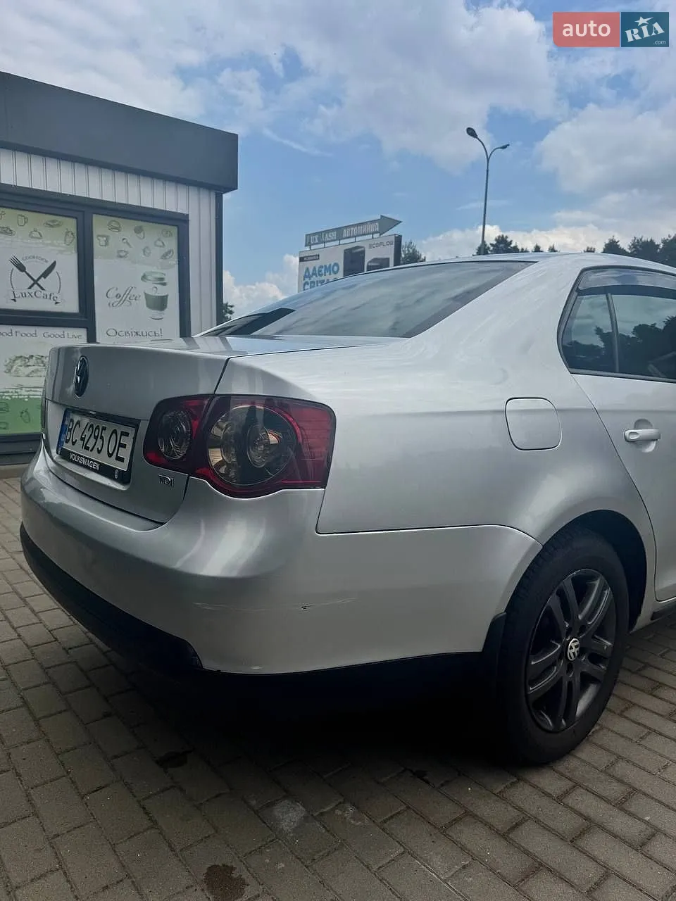 2010 Volkswagen Jetta - мініатюра 8